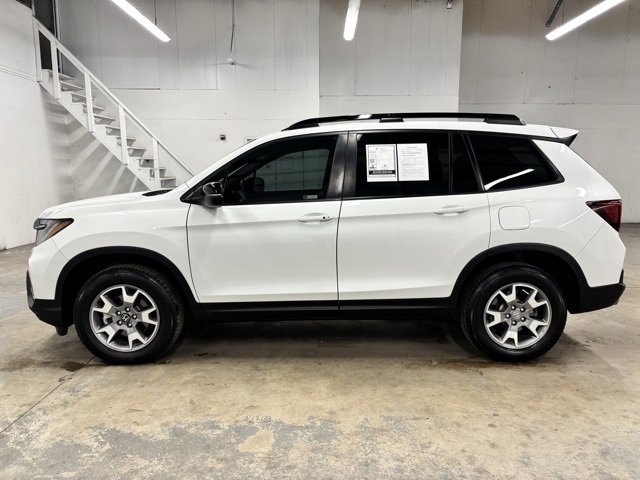 Used 2022 Honda Passport TrailSport image 4