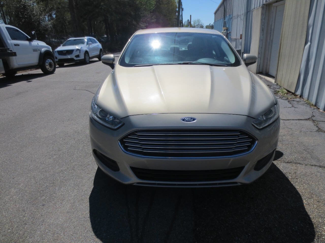 Used 2016 Ford Fusion S image 2