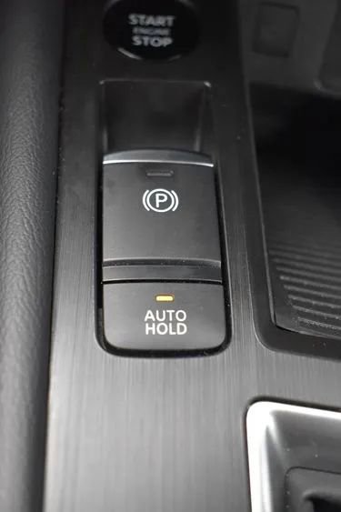 Used 2025 Nissan Kicks SV AWD/4WD image 28