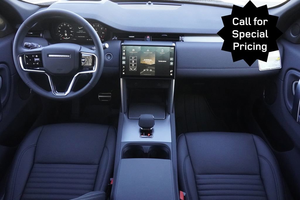 New 2025 Land Rover Discovery Sport Dynamic SE image 9