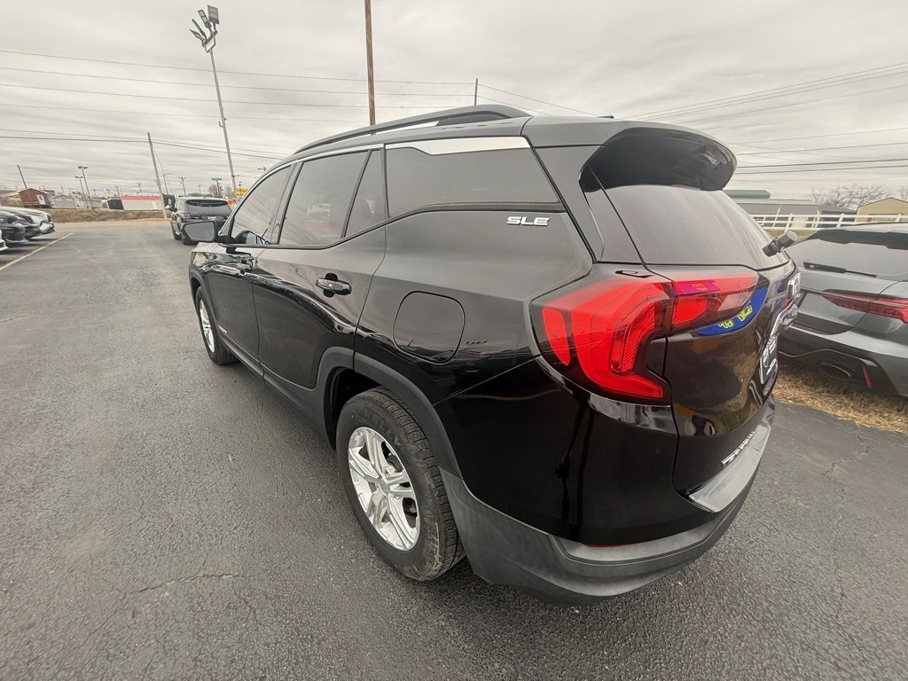 Used 2018 GMC Terrain SLE w/ Driver Convenience Package image 5