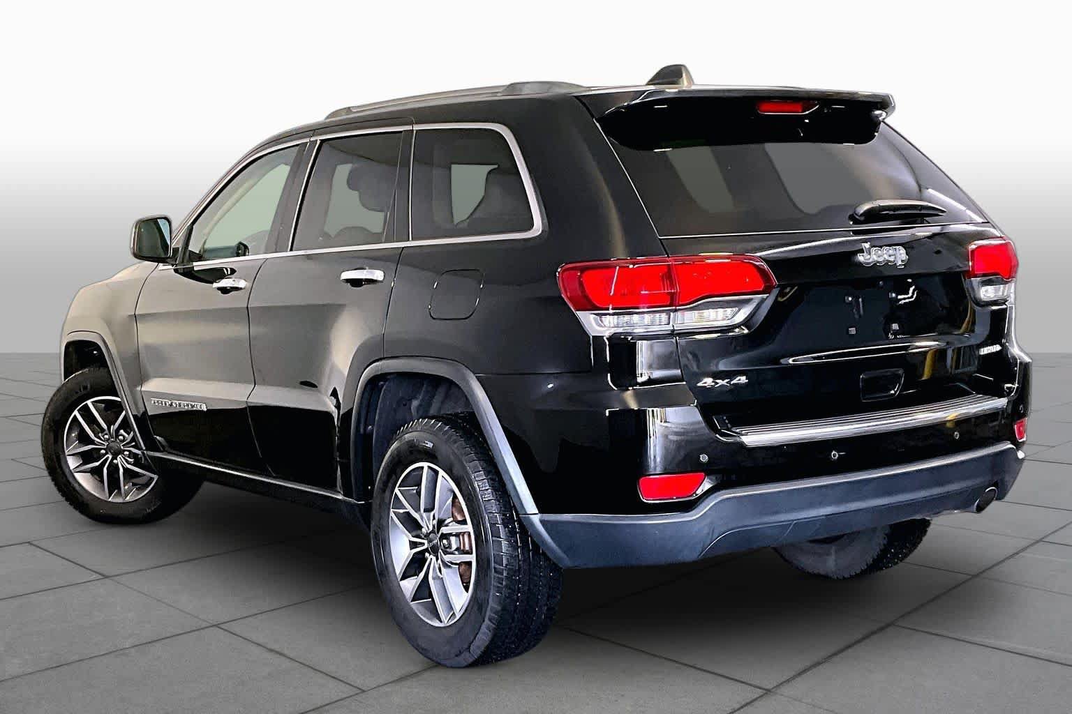 Used 2020 Jeep Grand Cherokee Limited AWD/4WD image 12