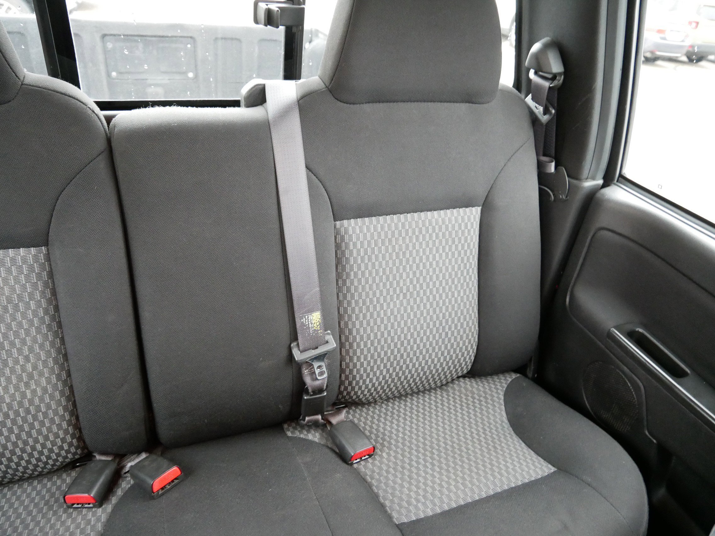 Used 2008 GMC Canyon SLE image 14