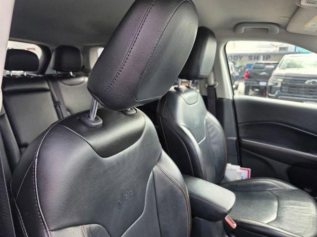 Used 2021 Jeep Compass Limited FWD image 19