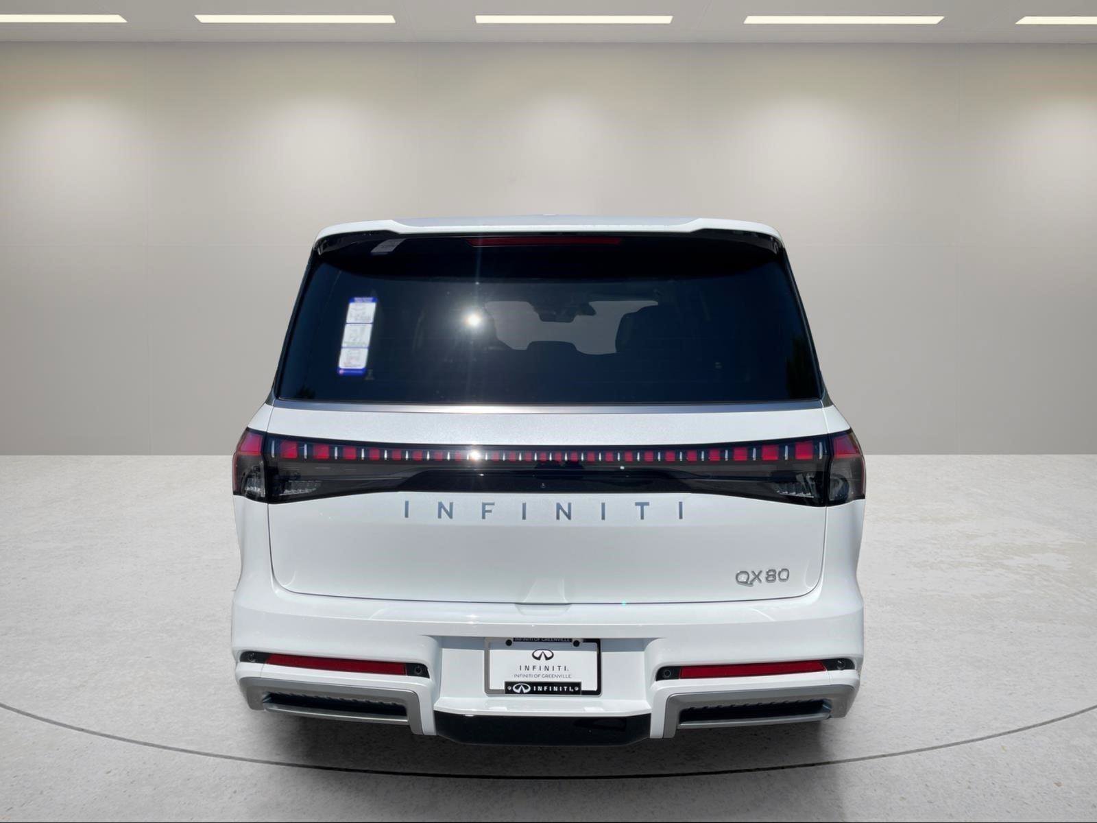 New 2026 INFINITI QX80 Luxe RWD image 4