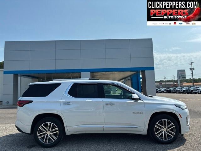 Used 2023 Chevrolet Traverse High Country FWD image 7