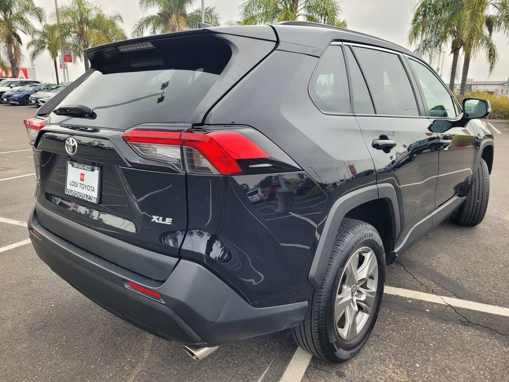 Used 2024 Toyota RAV4 XLE image 4