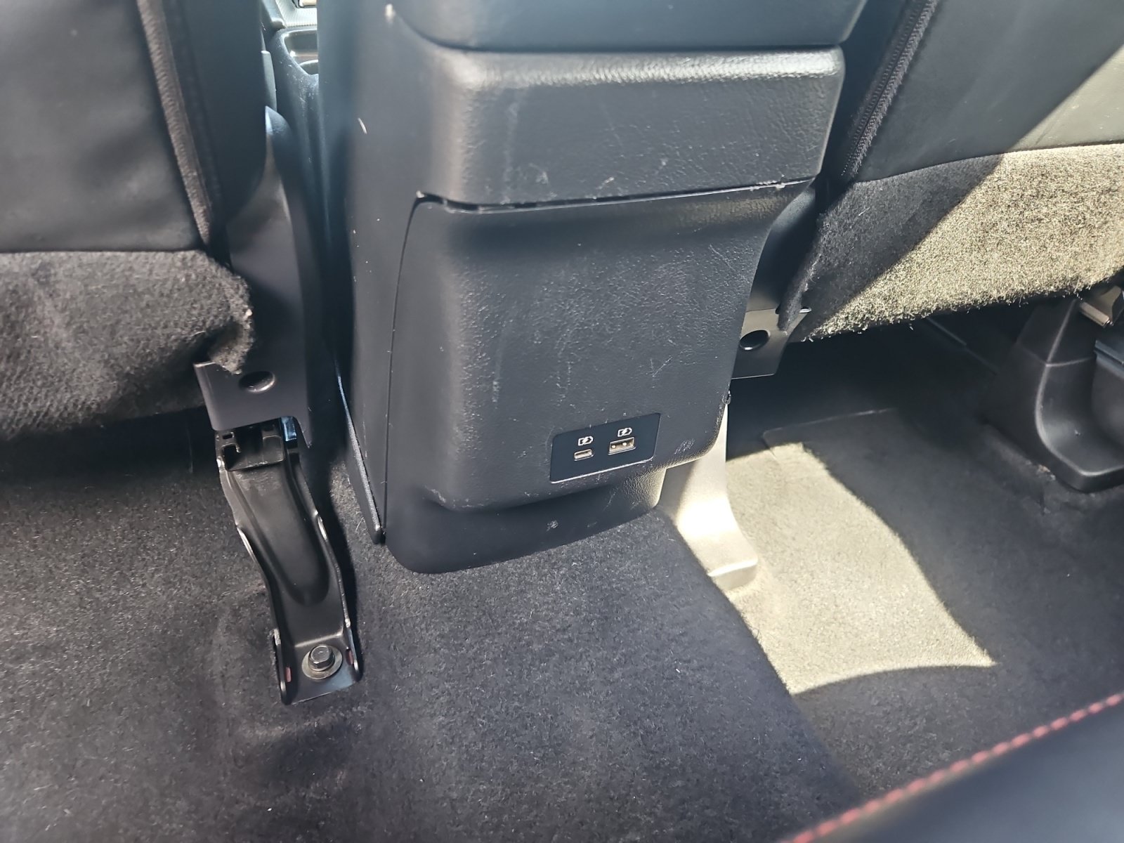 Used 2025 Mitsubishi Outlander Sport SE AWD/4WD image 13