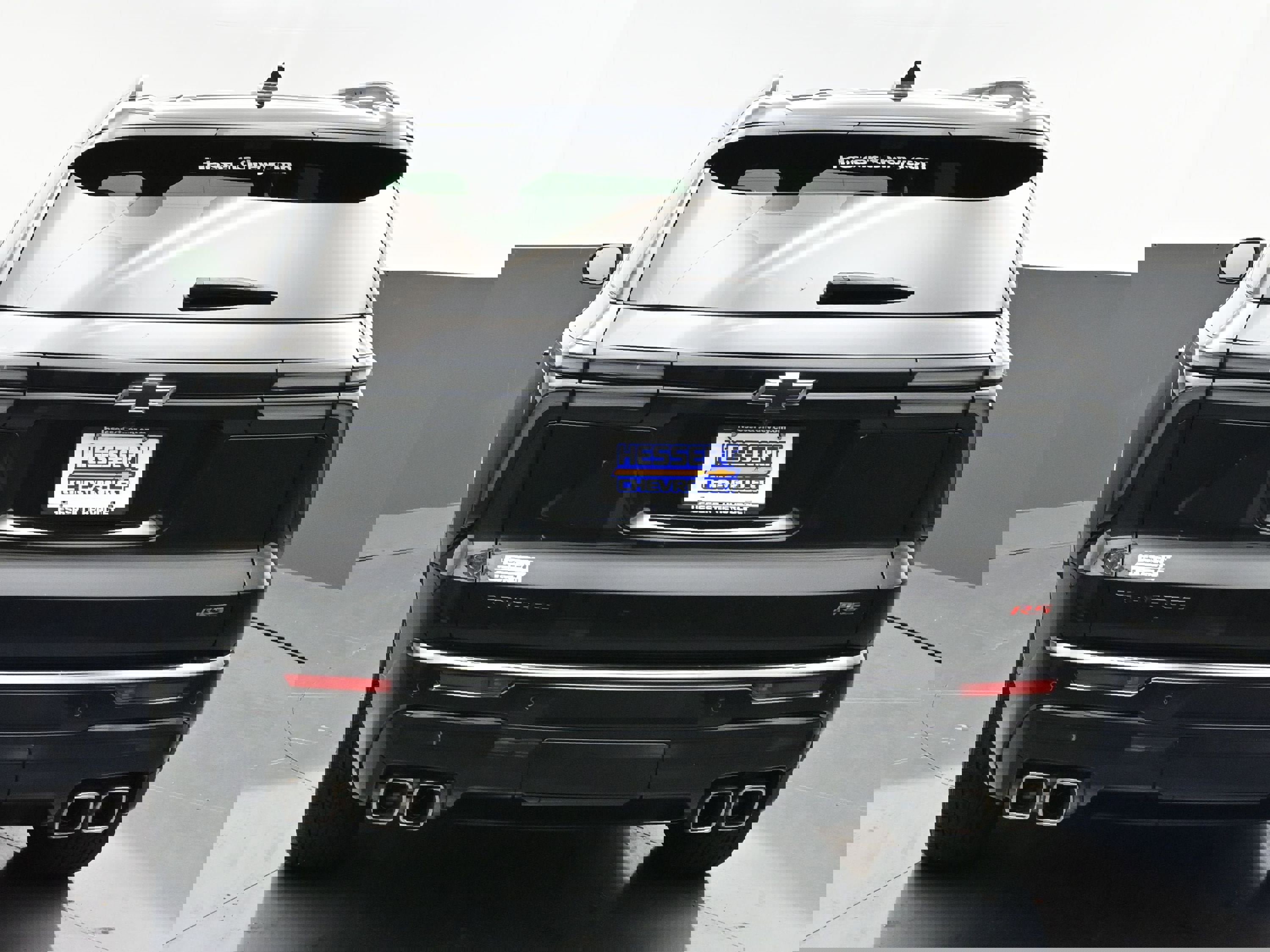 Used 2024 Chevrolet Traverse RS image 6