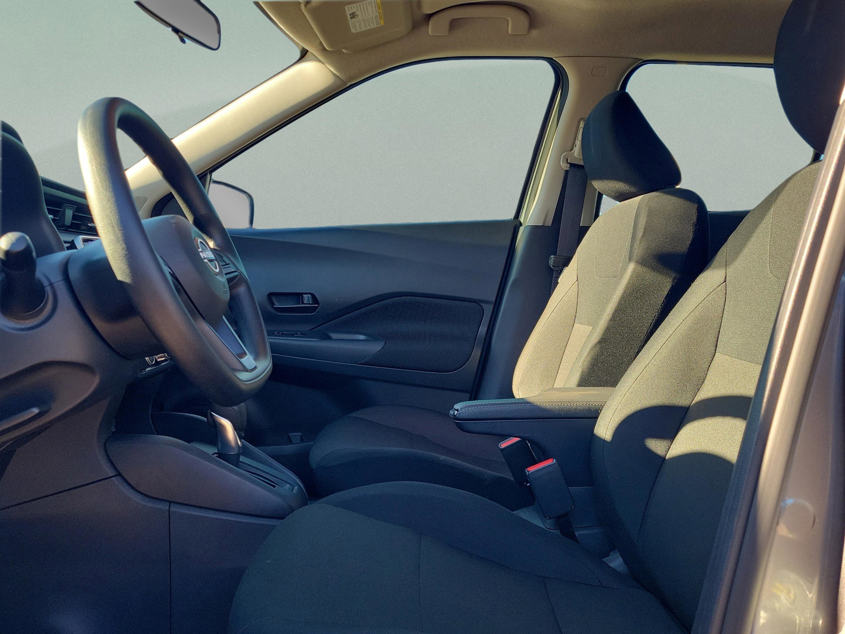 Certified 2025 Nissan Kicks Play S image 20