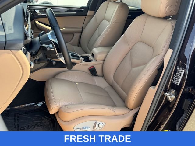 Used 2021 Porsche Macan AWD/4WD image 16