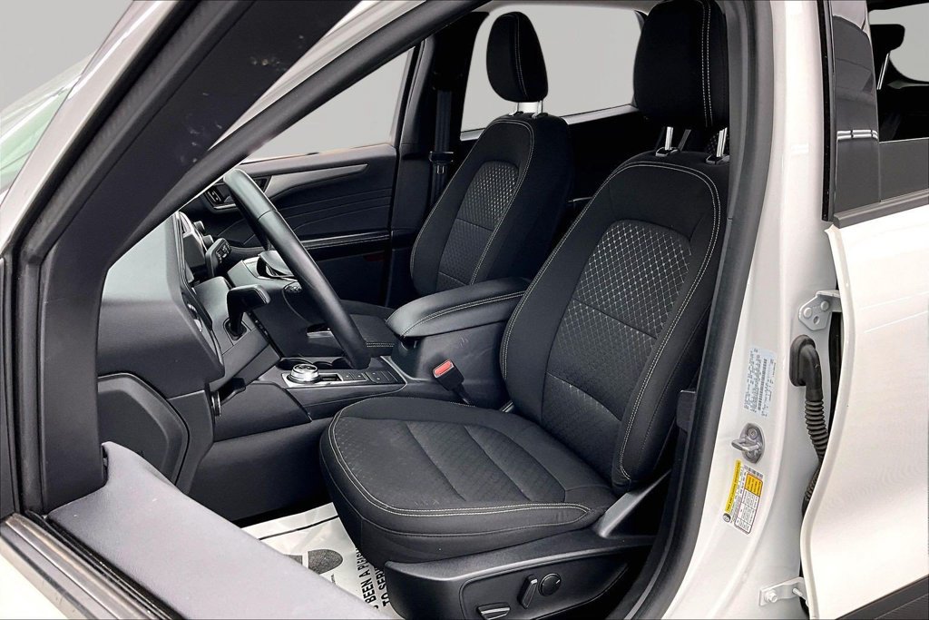 Certified 2023 Ford Escape Active w/ Cold Weather Package FWD image 25