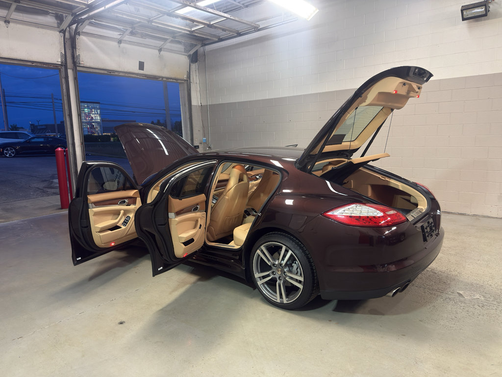 Used 2010 Porsche Panamera S RWD image 10