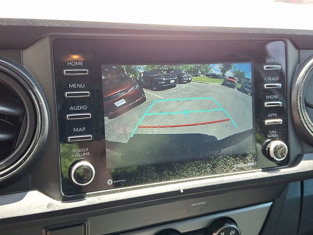 Used 2022 Toyota Tacoma SR AWD/4WD image 15