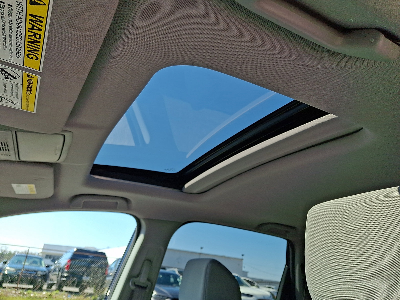 Used 2017 Honda CR-V EX image 14