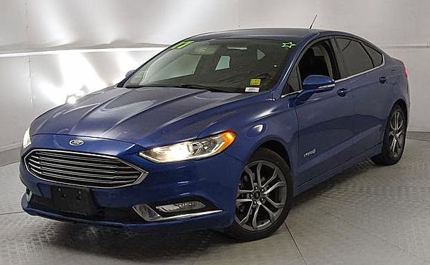 Used 2017 Ford Fusion SE w/ Equipment Group 601A image 6