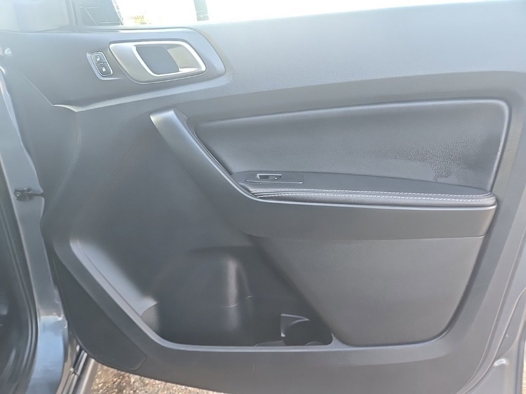 Used 2023 Ford Ranger Lariat w/ Tremor Off-Road Package image 36
