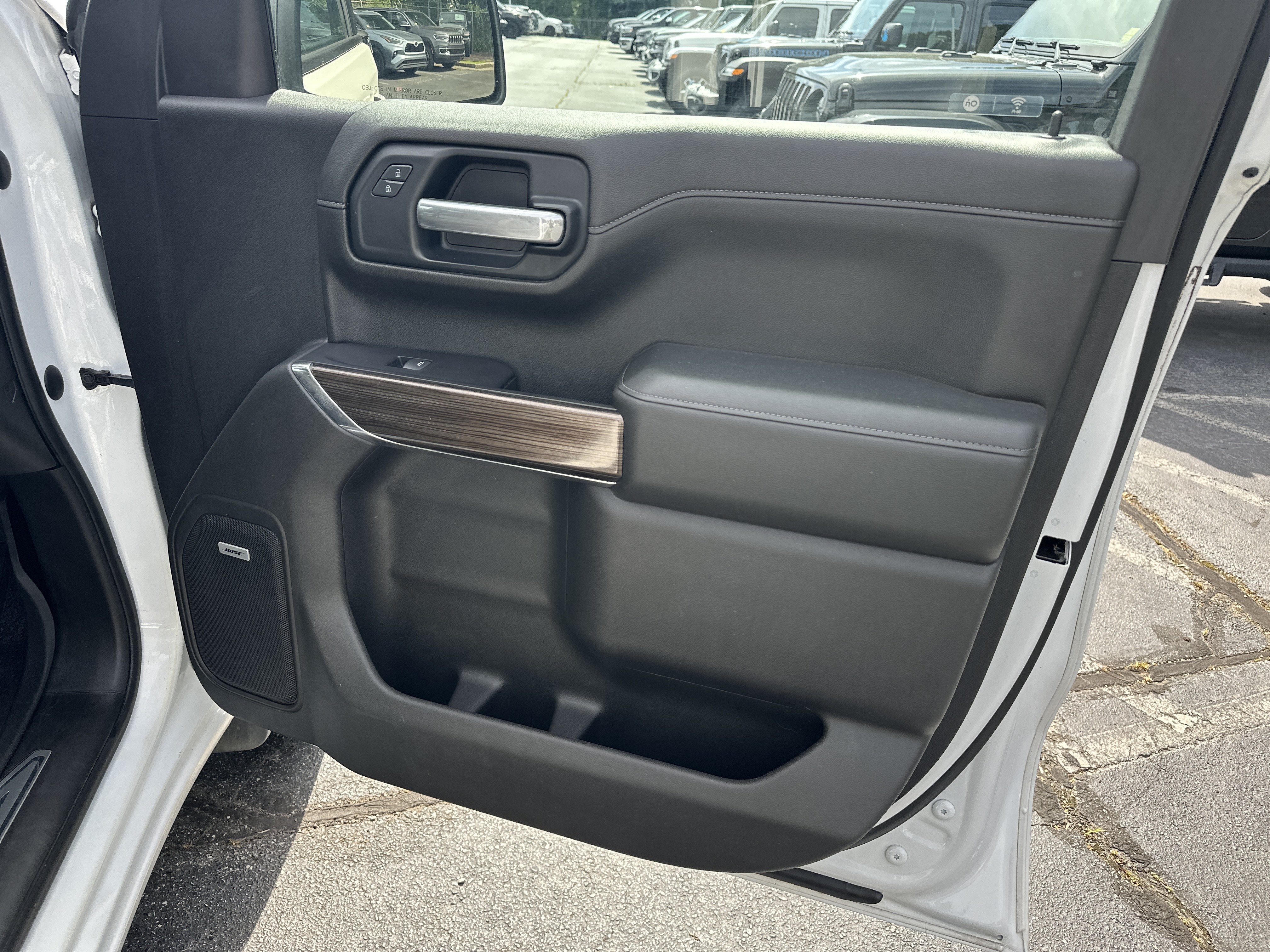 Used 2019 Chevrolet Silverado 1500 RST AWD/4WD image 16