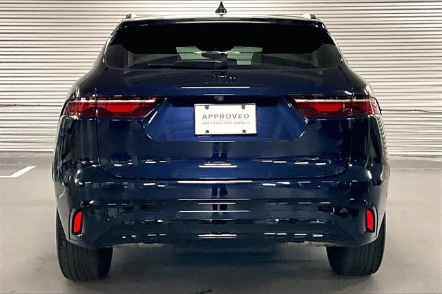 Certified 2025 Jaguar F-PACE R-Dynamic S image 3