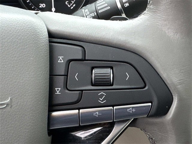 Used 2021 Cadillac XT6 Premium Luxury image 24