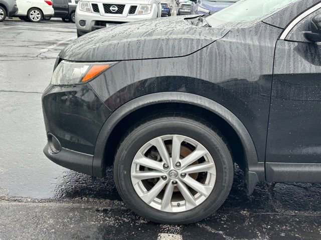 Used 2018 Nissan Rogue Sport SV AWD/4WD image 7
