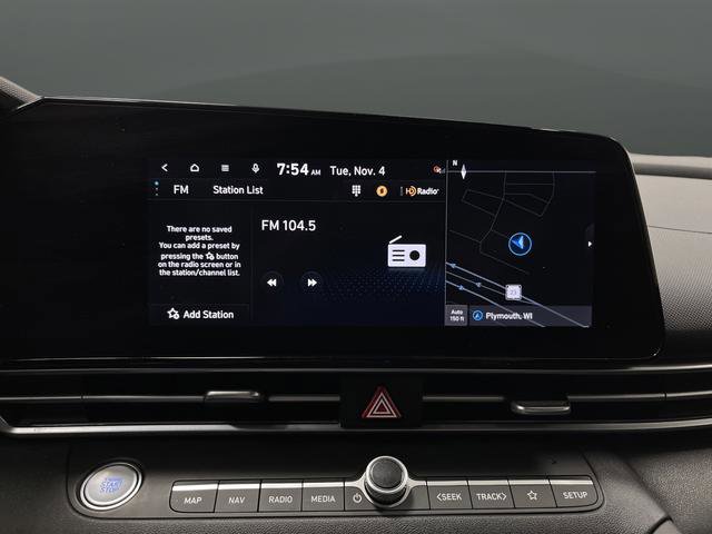 Used 2021 Hyundai Elantra Limited image 18