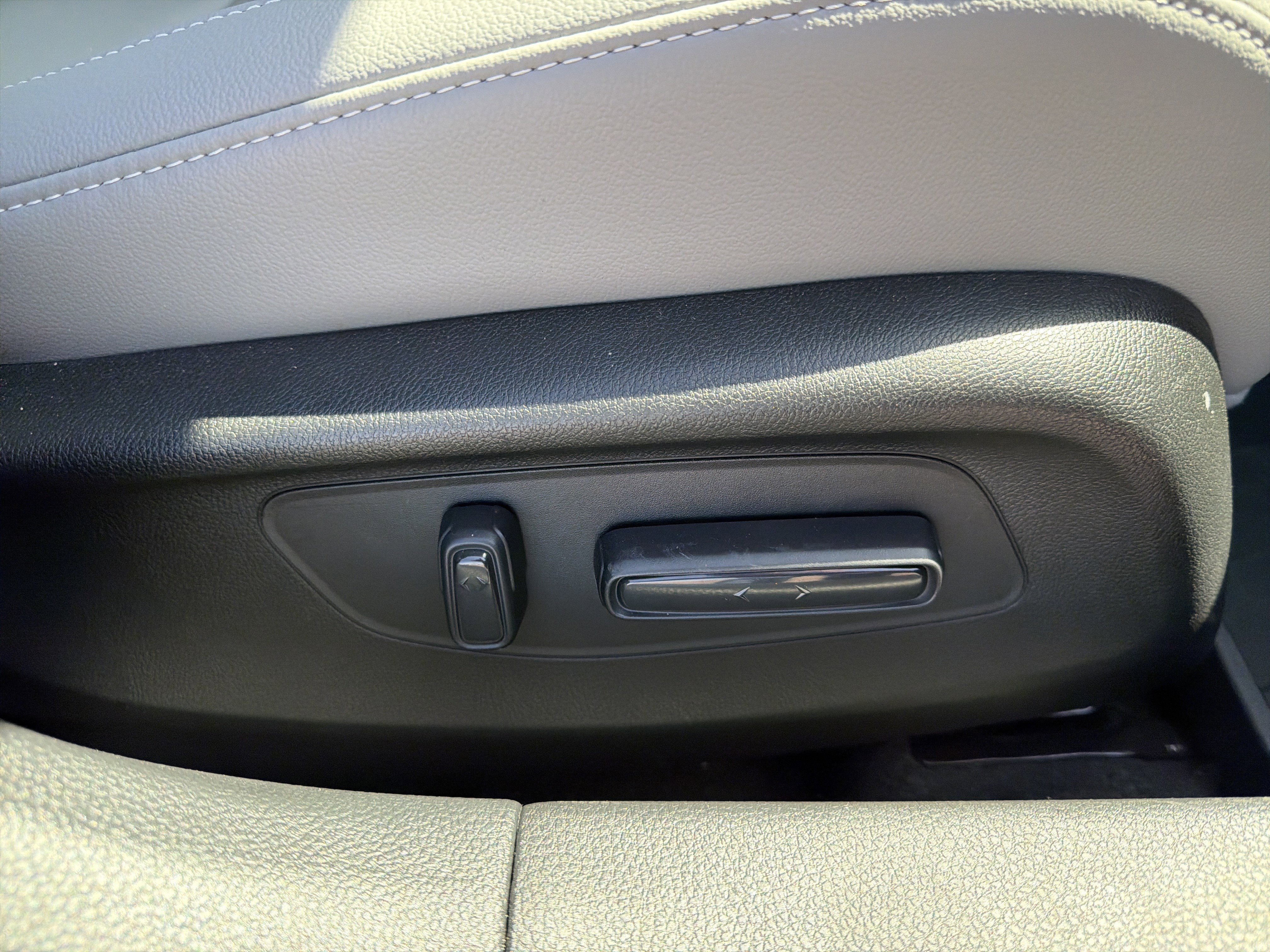 Certified 2025 Honda Civic Sport Touring image 15