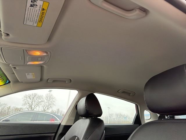 Used 2018 Kia Optima S image 11