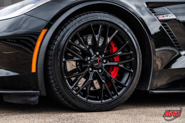 Used 2015 Chevrolet Corvette Z06 w/ 2LZ Preferred Equipment Group RWD image 47