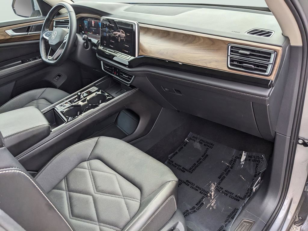 Certified 2025 Volkswagen Atlas SE AWD/4WD image 14