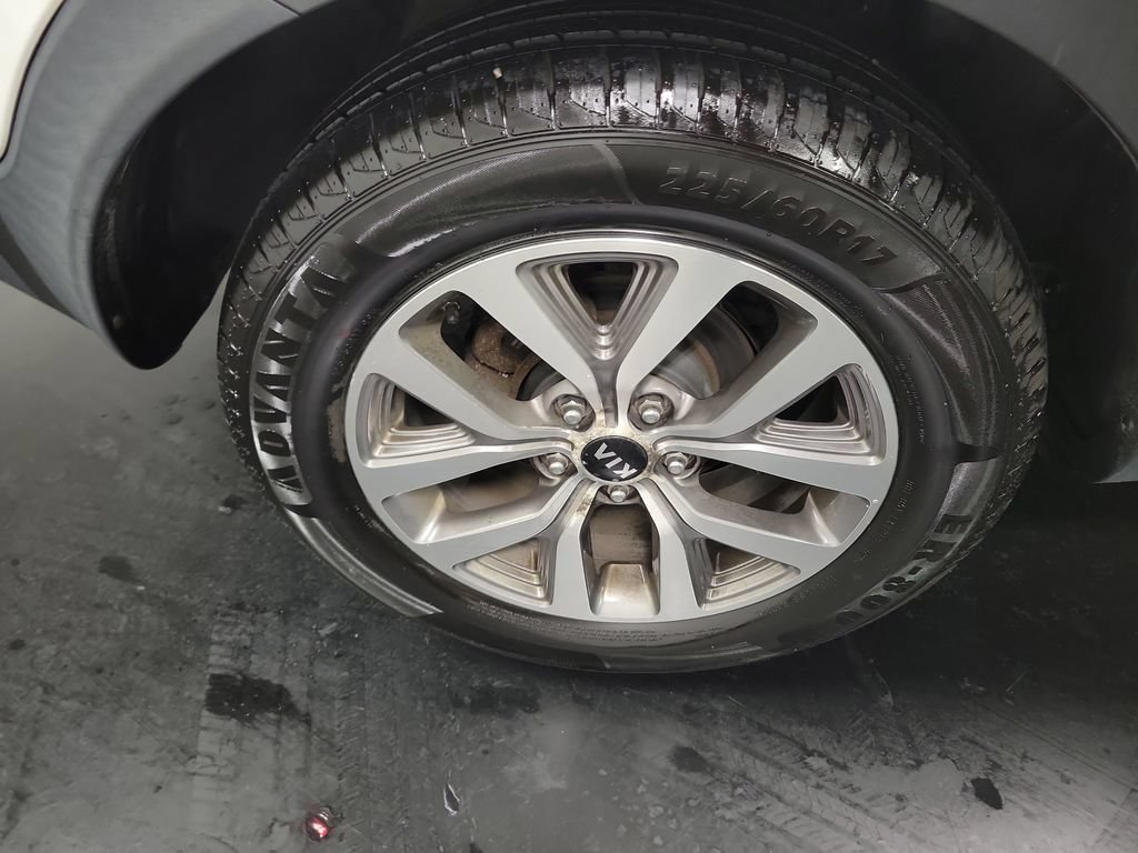 Used 2015 Kia Sportage LX FWD image 12