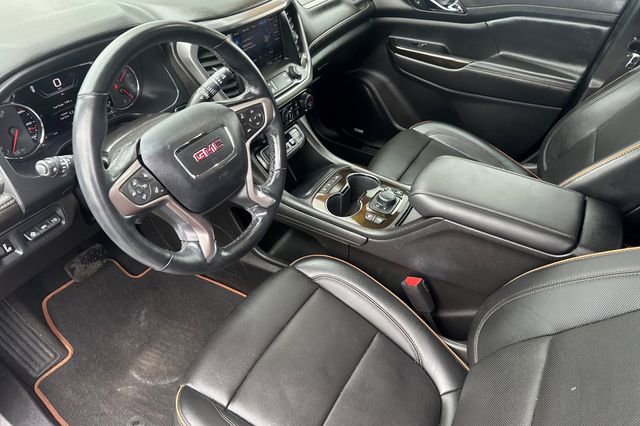 Used 2023 GMC Acadia AT4 w/ Technology Package image 10