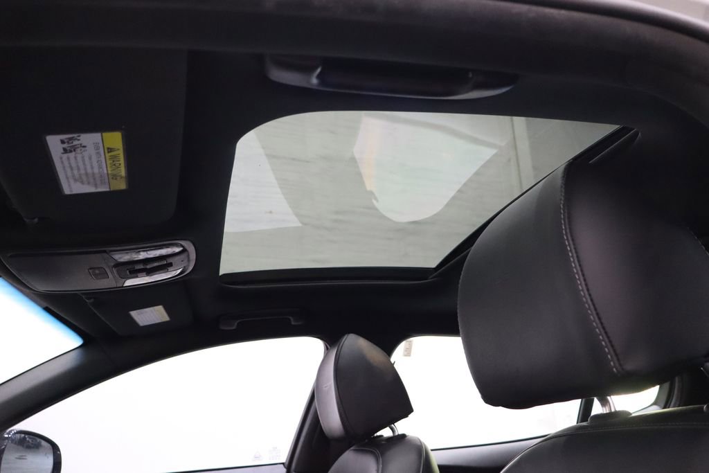 Used 2022 Kia Stinger GT2 w/ Scorpion Package image 11