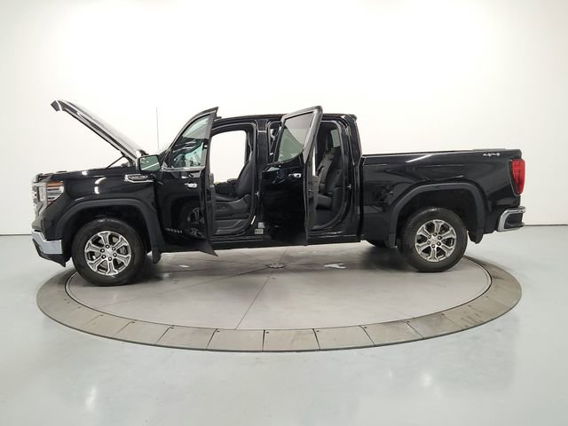 Used 2025 GMC Sierra 1500 SLT image 12