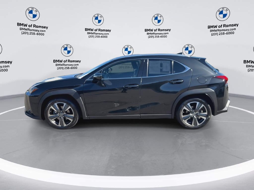 Used 2020 Lexus UX 200 w/ Accessory Package FWD image 5