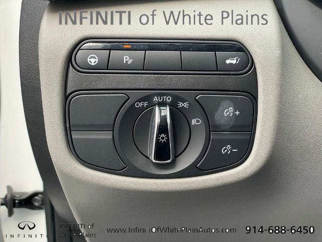 Certified 2023 INFINITI QX50 Luxe FWD image 16