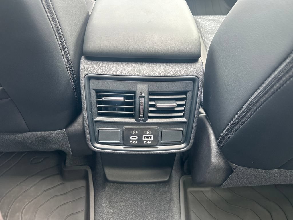 Used 2026 Subaru Forester Premium AWD/4WD image 28