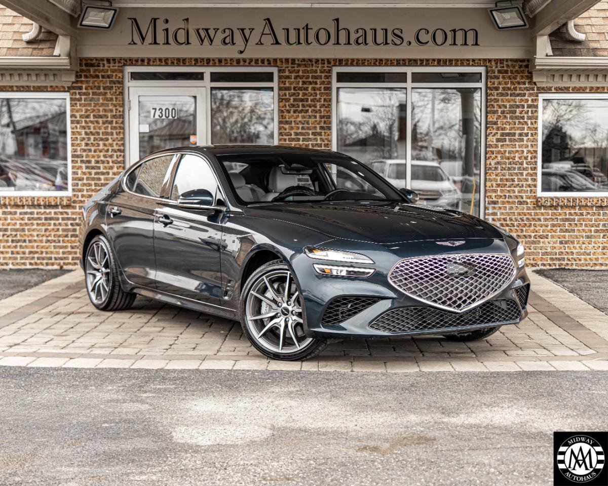Used 2025 Genesis G70 2.5T RWD image 2