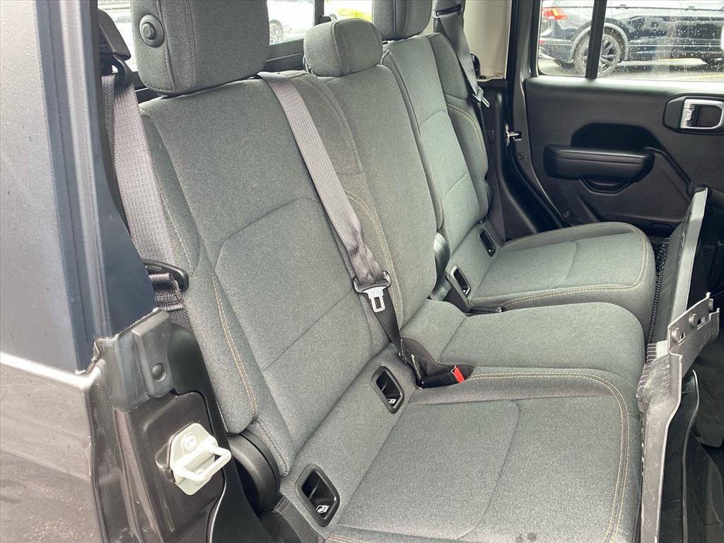 Used 2024 Jeep Gladiator Sport AWD/4WD image 22