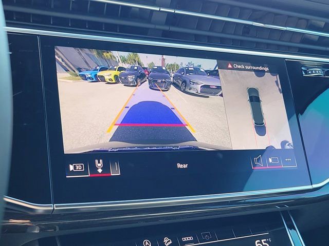 Certified 2025 Audi Q7 2.0T Premium w/ Convenience Plus Package image 30