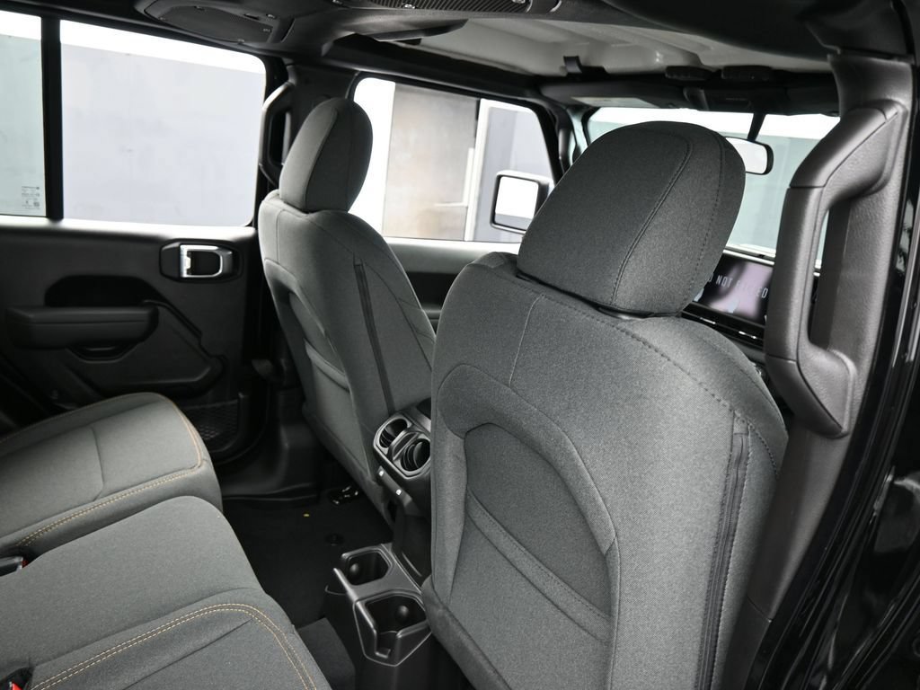 New 2026 Jeep Gladiator Sport AWD/4WD image 36
