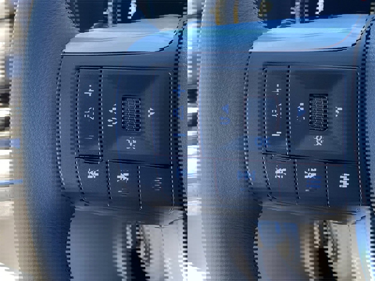 New 2026 INFINITI QX60 Luxe w/ Cargo Package image 32