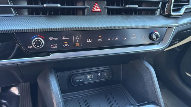 Used 2024 Kia Sportage SX image 31