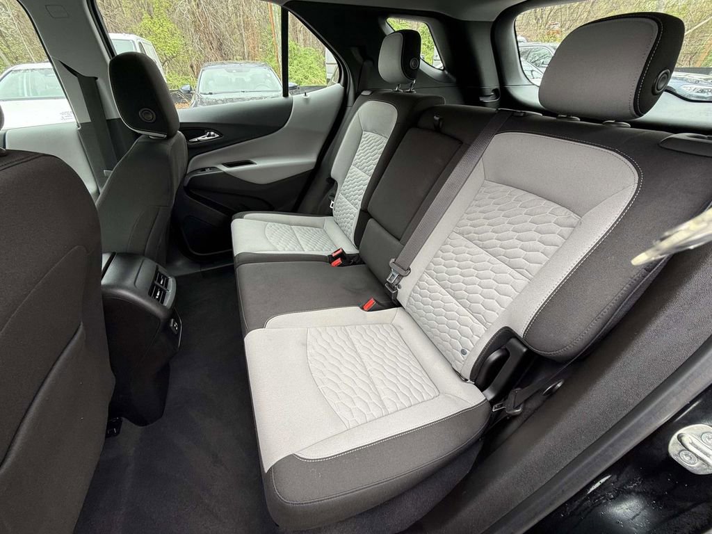 Used 2019 Chevrolet Equinox LS image 12