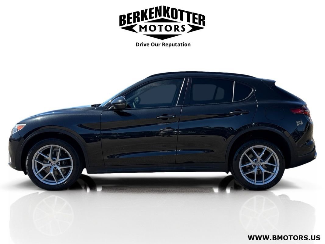Used 2018 Alfa Romeo Stelvio Ti Sport image 6