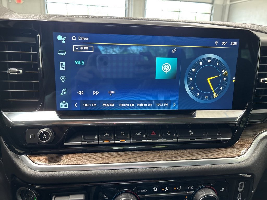 Used 2024 Chevrolet Silverado 1500 RST w/ Z71 Off-Road Package image 42