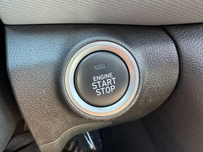 Used 2019 Hyundai Kona Limited image 23