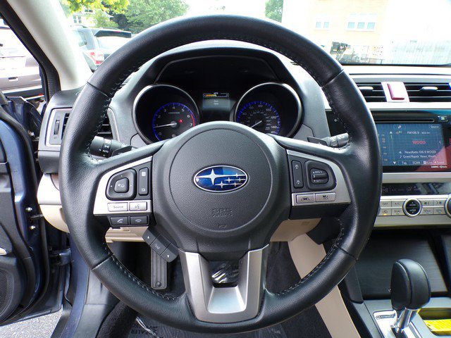Used 2016 Subaru Outback 2.5i Limited AWD/4WD image 10