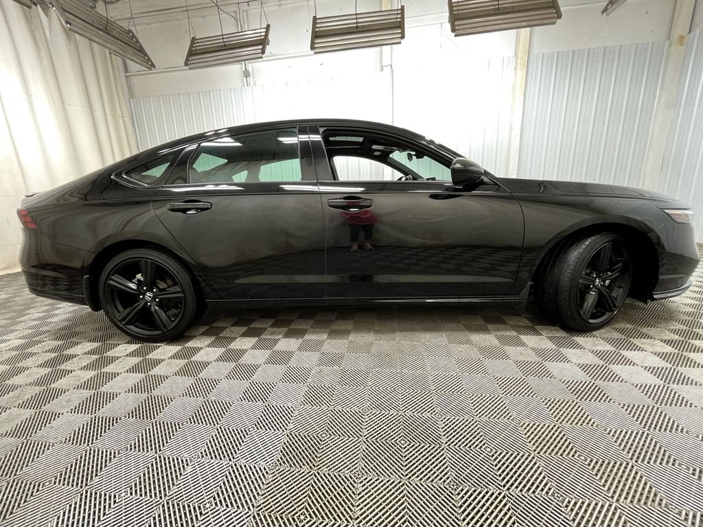 Used 2024 Honda Accord Sport image 19