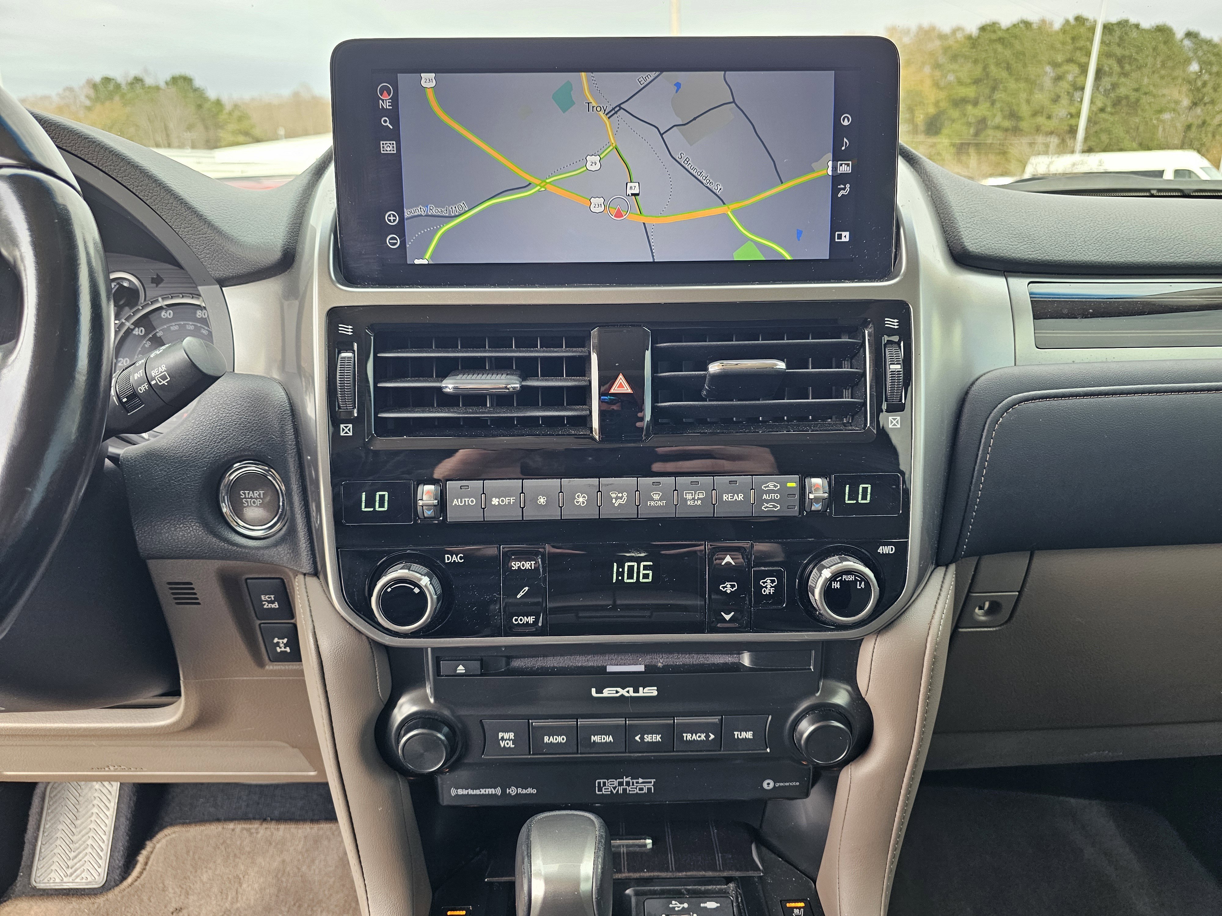 Used 2022 Lexus GX 460 Luxury image 25